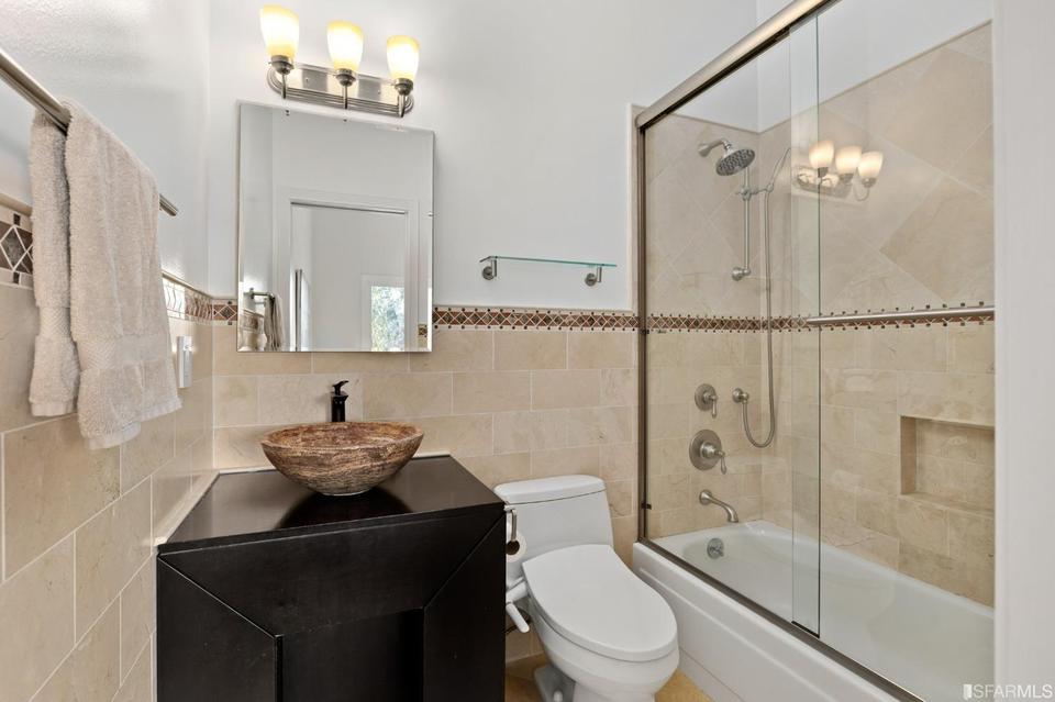  38 Bonview St, San Francisco, CA 94110 photo 23
