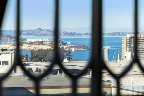 2009 Pacific Ave, San Francisco, CA 94109 photo 52