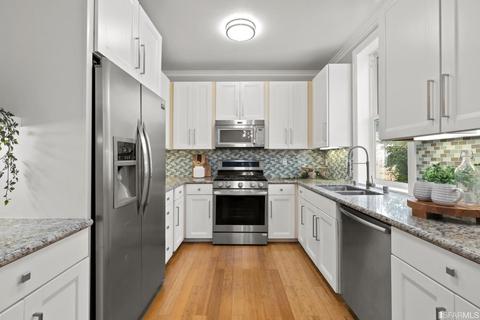 1081 14th St, San Francisco, CA 94114 photo 14