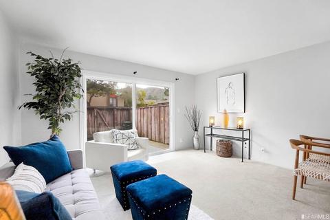 1213 Oddstad Blvd, Pacifica, CA 94044