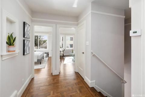 215 Crescent Ave, San Francisco, CA 94110 photo 3