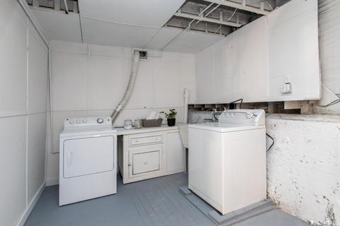 215 Crescent Ave, San Francisco, CA 94110 photo 35