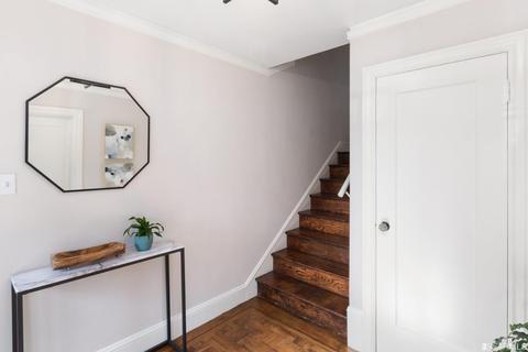 215 Crescent Ave, San Francisco, CA 94110 photo 2