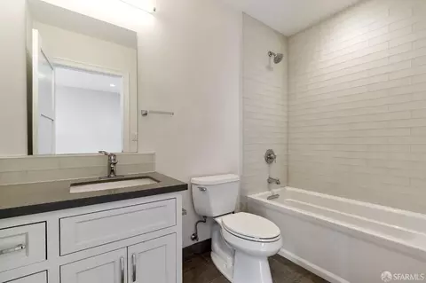 1069 Capp St, San Francisco, CA 94110 photo 6