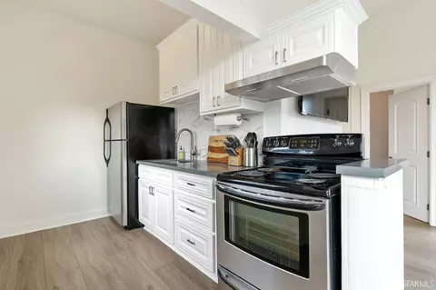 1069 Capp St, San Francisco, CA 94110 photo 9