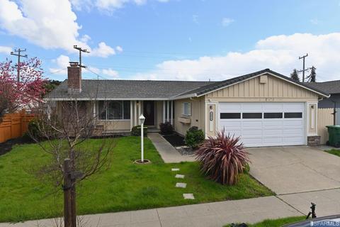 1572 Southgate St, Hayward, CA 94545