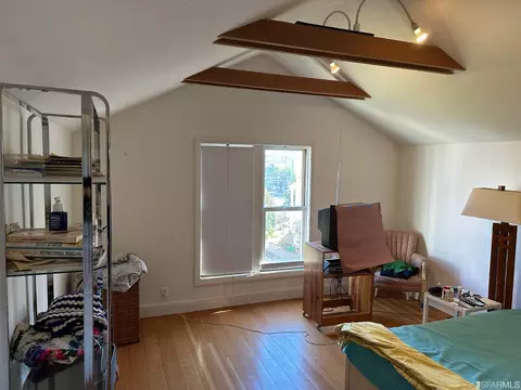 672 Shotwell St, San Francisco, CA 94110 photo 18