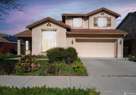 1172 Lake Park Dr, Oakley, CA 94561