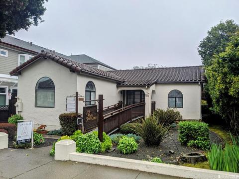 725 Main St, Half Moon Bay, CA 94019