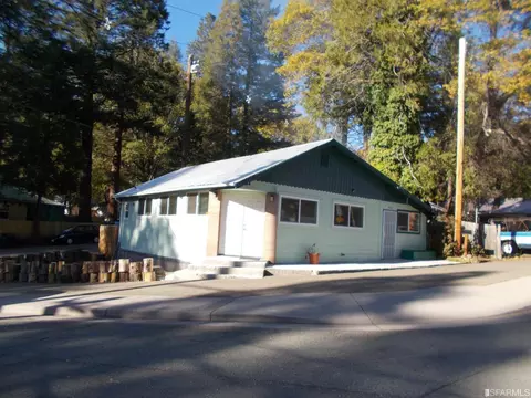 4527 Dunsmuir Ave, Dunsmuir, CA 96025