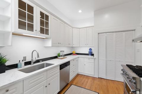 139 Saturn St, San Francisco, CA 94114 photo 6