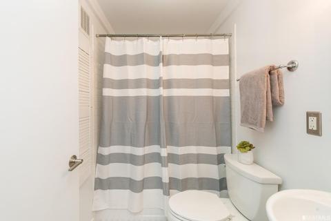 100 Eagle St, San Francisco, CA 94114 photo 27