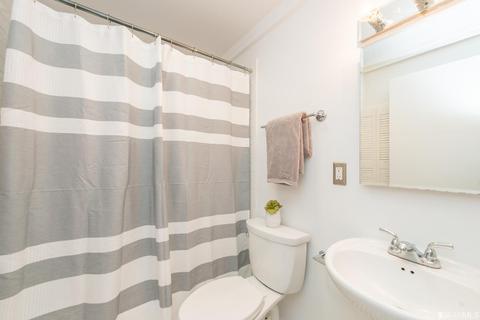 100 Eagle St, San Francisco, CA 94114 photo 26