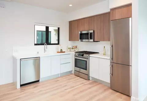 2747 San Pablo Ave #504, Berkeley, CA 94702 photo 4