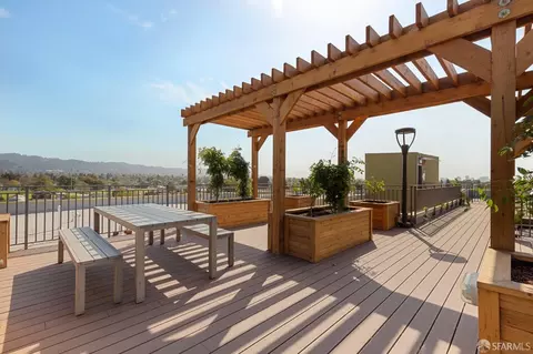 2747 San Pablo Ave #504, Berkeley, CA 94702 photo 13