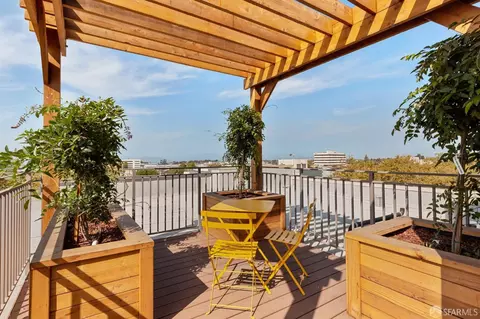 2747 San Pablo Ave #504, Berkeley, CA 94702 photo 12