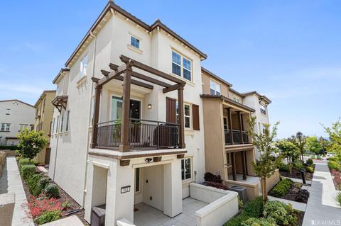 16322 Ridgehaven Dr #504, San Leandro, CA 94578