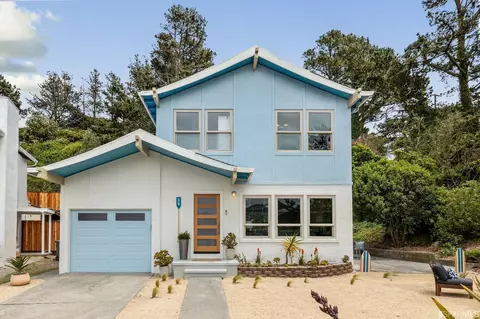 39 Idlewild Ct, Pacifica, CA 94044