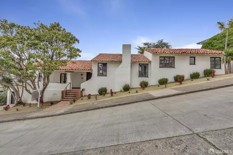 33 Robinhood Dr, San Francisco, CA 94127