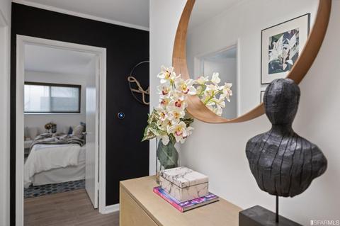 2077 Jackson St #204, San Francisco, CA 94109