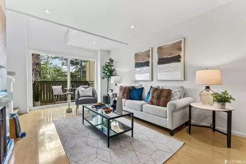 357 Half Moon Ln #6, Daly City, CA 94015