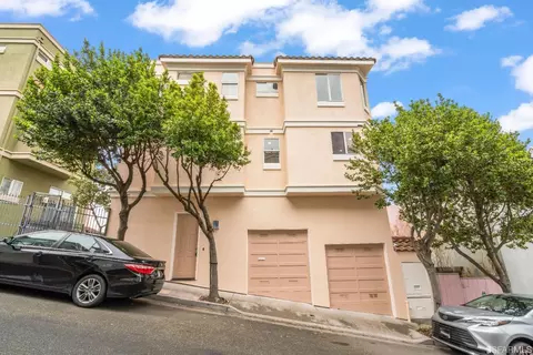 19 Lois Ln, San Francisco, CA 94134