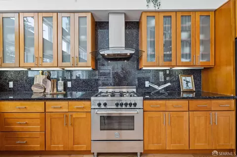 829 Cole St, San Francisco, CA 94117 photo 11
