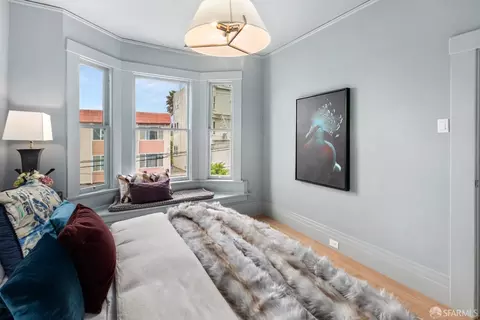 182 Eureka St, San Francisco, CA 94114 photo 3