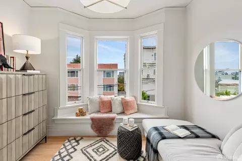 182 Eureka St, San Francisco, CA 94114 photo 5