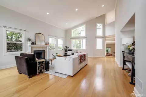 68 Wyngaard Ave, Piedmont, CA 94611