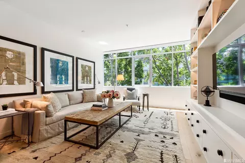 733 Front St #308, San Francisco, CA 94111