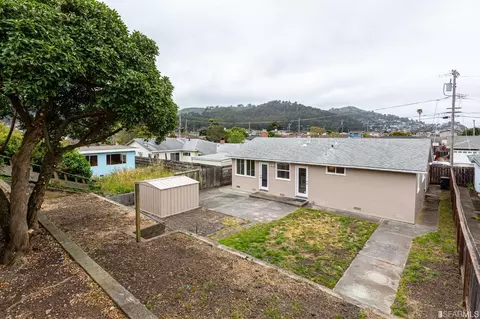 8 Cadiz Ct, Pacifica, CA 94044 photo 22
