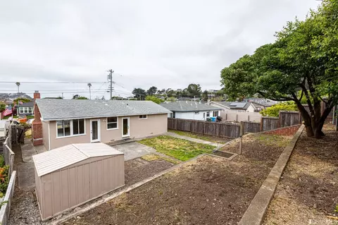 8 Cadiz Ct, Pacifica, CA 94044 photo 23