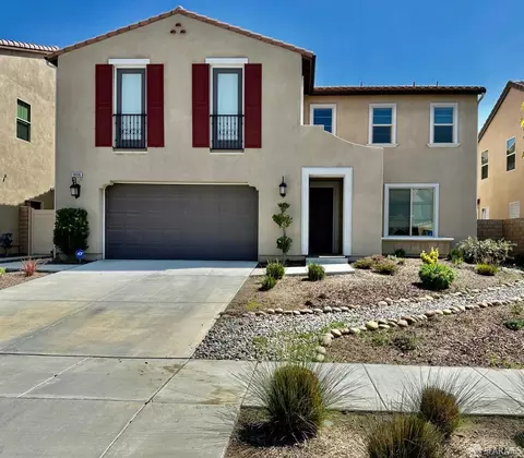 18696 Big Cedar Dr, Santa Clarita, CA 91387