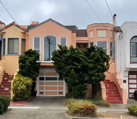 2210 32nd Ave, San Francisco, CA 94116