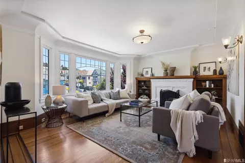 593 Flood Ave, San Francisco, CA 94112 photo 8