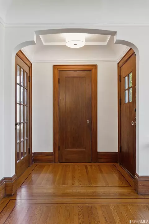 593 Flood Ave, San Francisco, CA 94112 photo 12