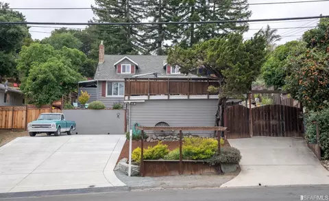 18635 Vineyard Rd, Castro Valley, CA 94546