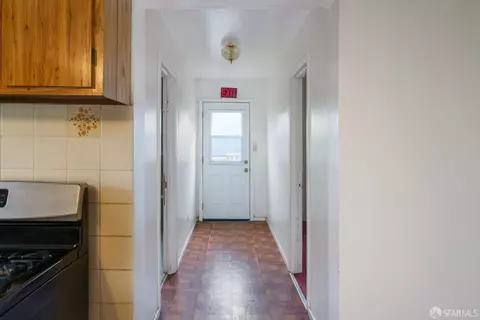 825 Huron Ave, San Francisco, CA 94112 photo 16