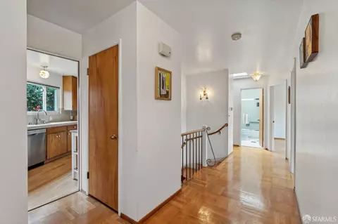 15 Staples Ave, San Francisco, CA 94131 photo 12