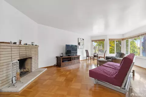 15 Staples Ave, San Francisco, CA 94131 photo 6