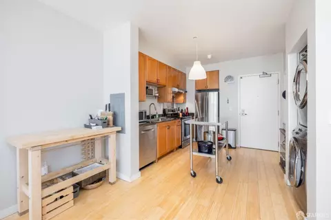 888 7th St #143, San Francisco, CA 94107