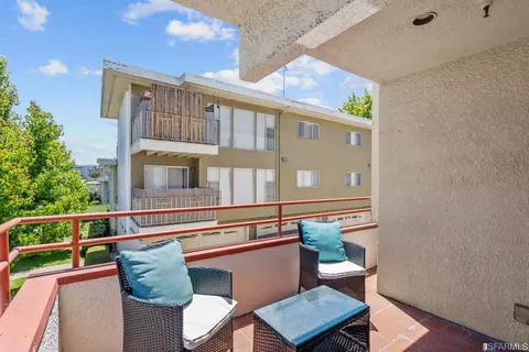 75 S Magnolia Ave #1, Millbrae, CA 94030 photo 24