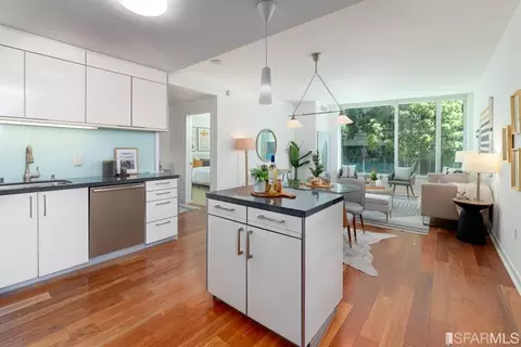 338 Spear St #3C, San Francisco, CA 94105