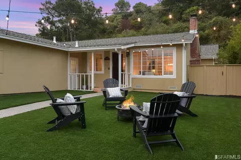 1152 Palou Dr, Pacifica, CA 94044