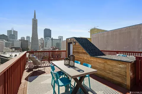 359 Vallejo St #4, San Francisco, CA 94133