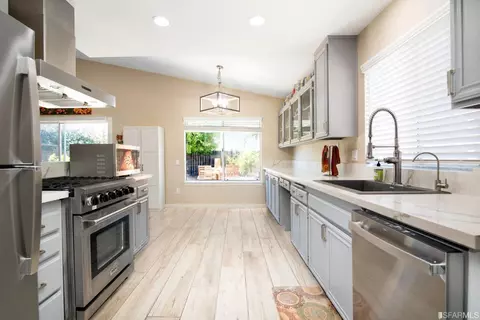 821 Calvert Ave, Lompoc, CA 93436 photo 10