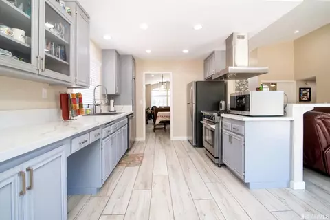 821 Calvert Ave, Lompoc, CA 93436 photo 8