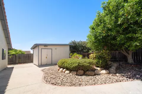 821 Calvert Ave, Lompoc, CA 93436 photo 22
