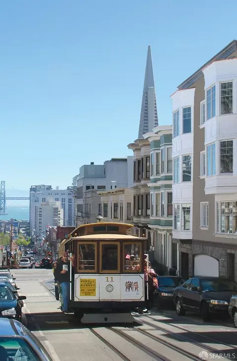 939 Jackson St #301, San Francisco, CA 94133